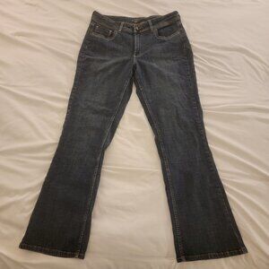 Womens 14 M Lee Riders Boot Cut Jeans. Nice Jeans. Great Condition.